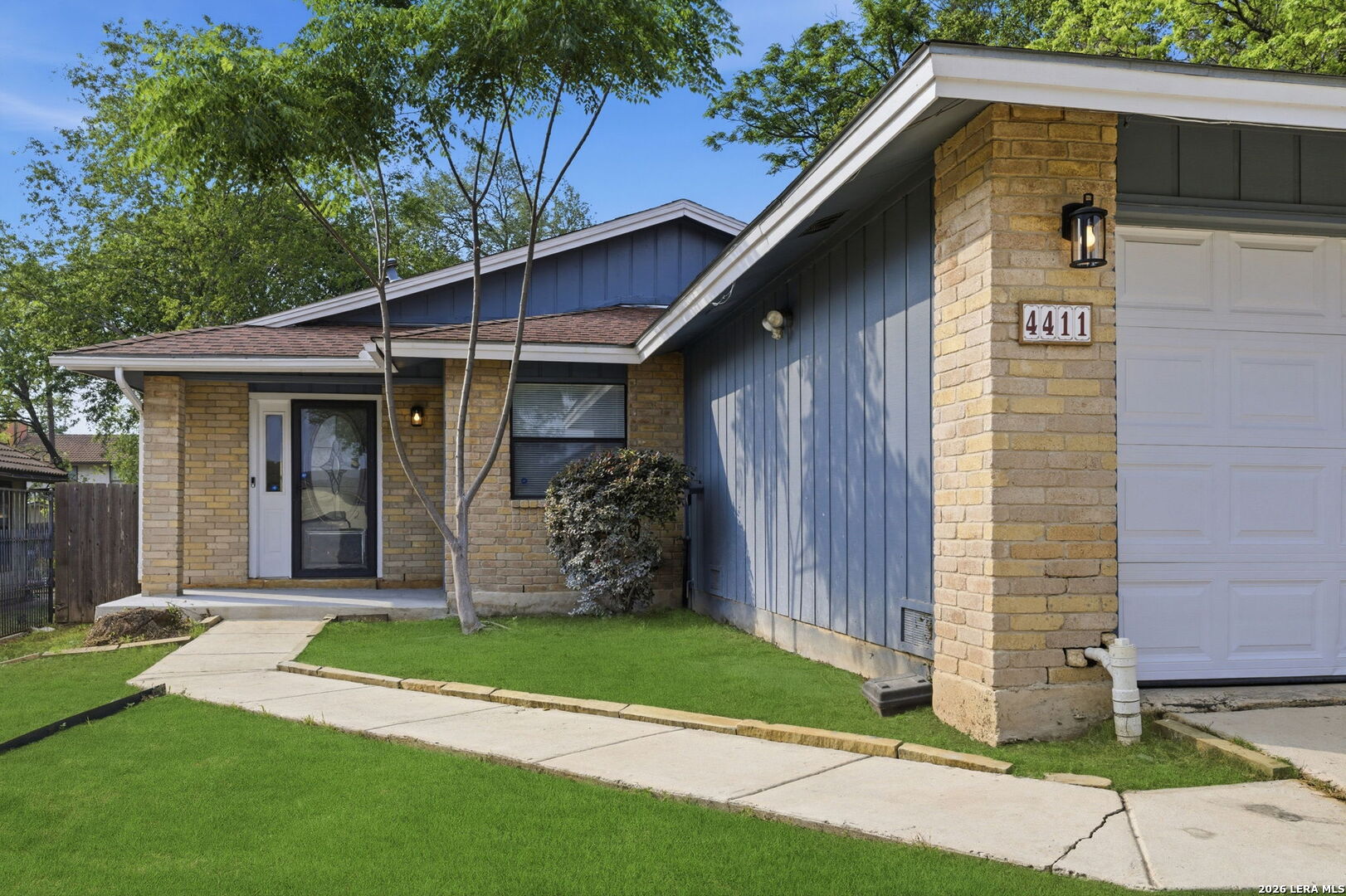 4411 Putting Green San Antonio TX 78217