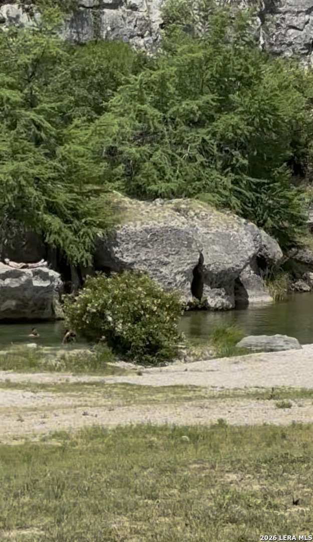 4754 English Crossing Pipe Creek TX 78063