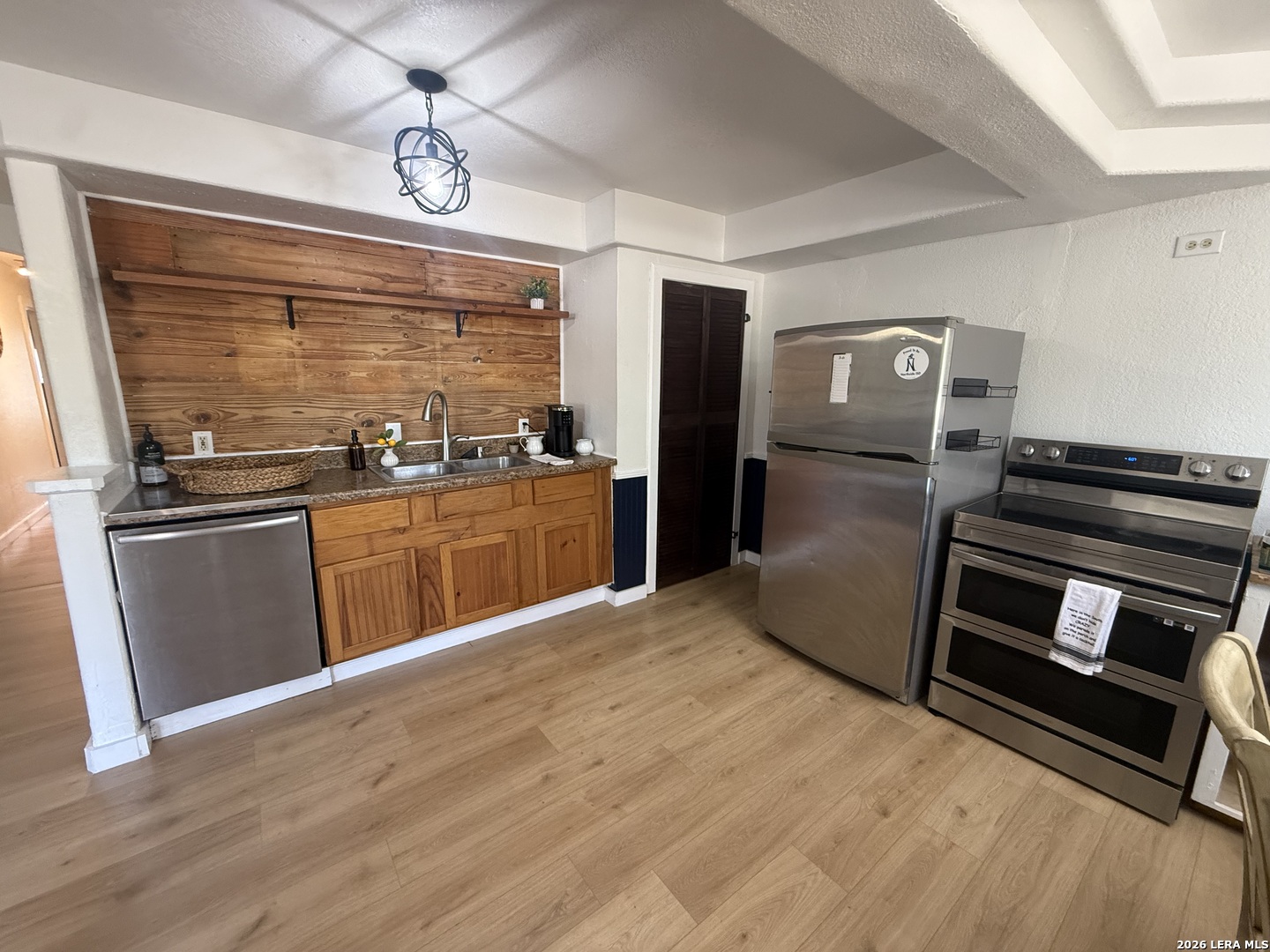 4754 English Crossing Pipe Creek TX 78063