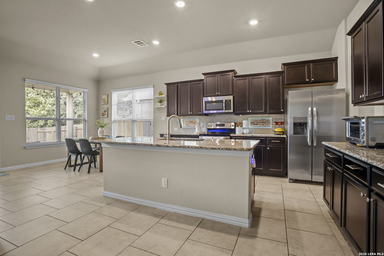 113 Fernwood Schertz TX 78108