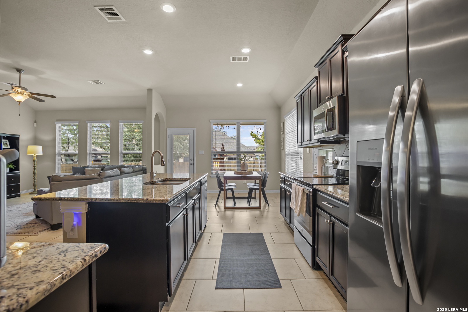 113 Fernwood Schertz TX 78108