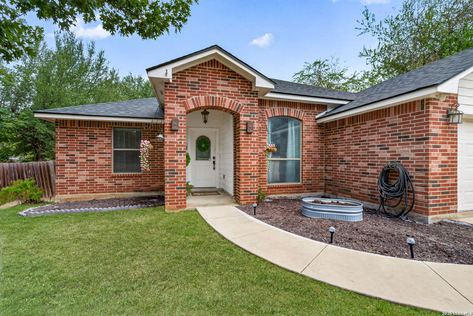1380 Meadowlark Pleasanton TX 78064