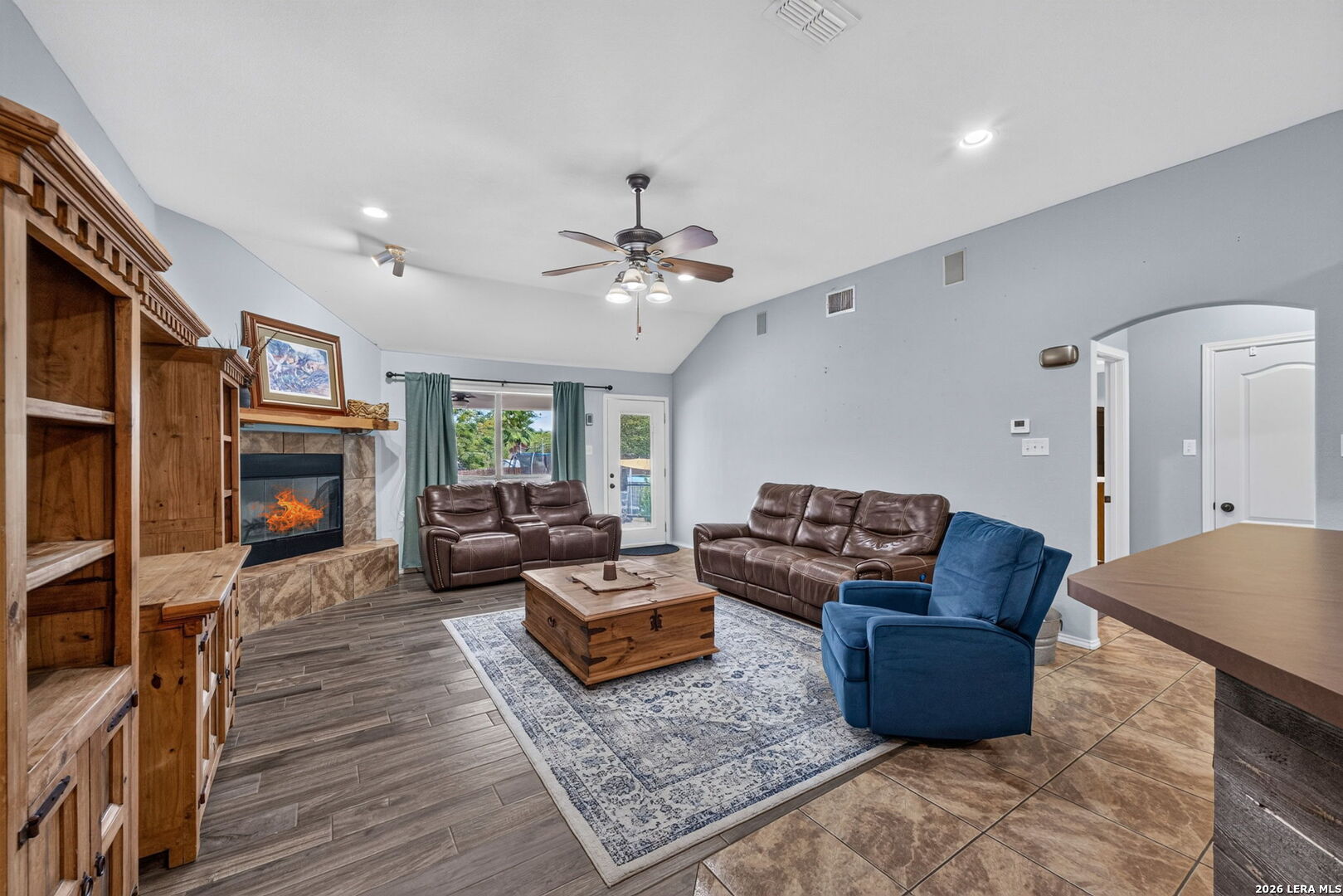 1380 Meadowlark Pleasanton TX 78064
