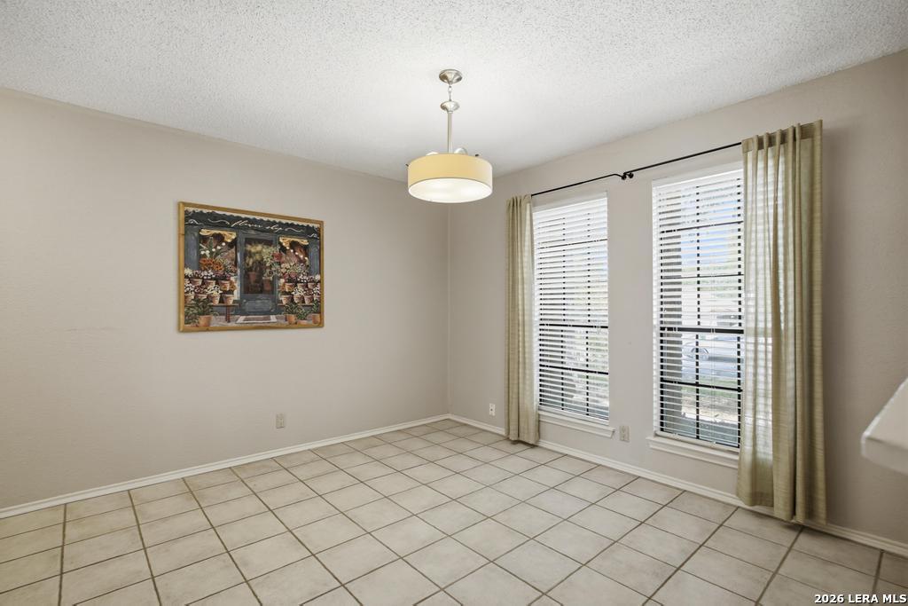 7808 Forest Path Live Oak TX 78233