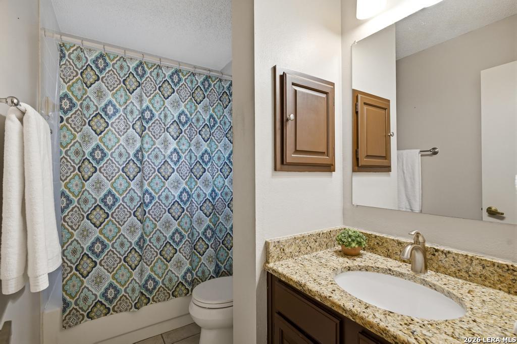 7808 Forest Path Live Oak TX 78233