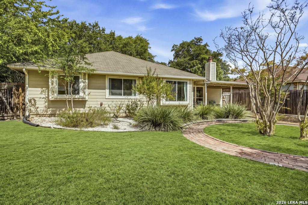 7808 Forest Path Live Oak TX 78233