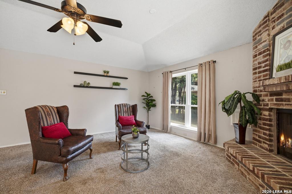 7808 Forest Path Live Oak TX 78233