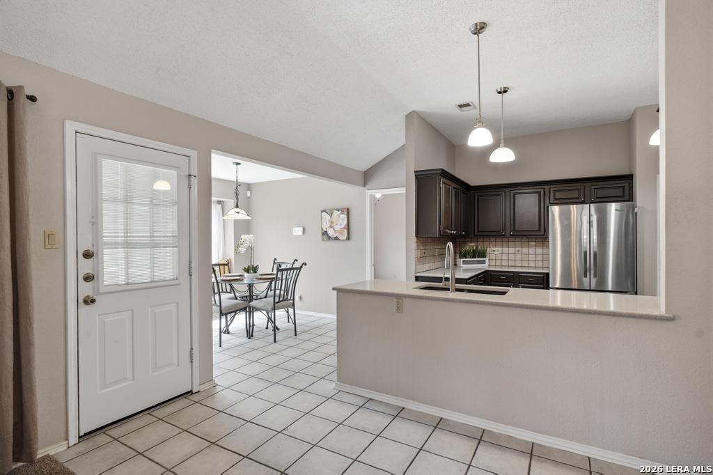 7808 Forest Path Live Oak TX 78233
