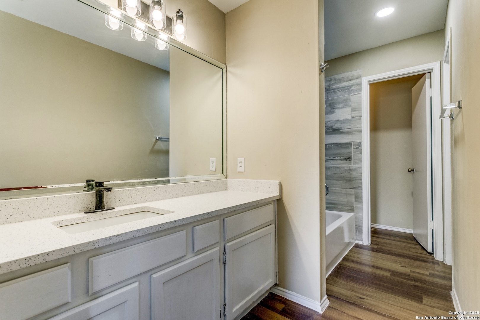 13239 Larkway San Antonio TX 78233