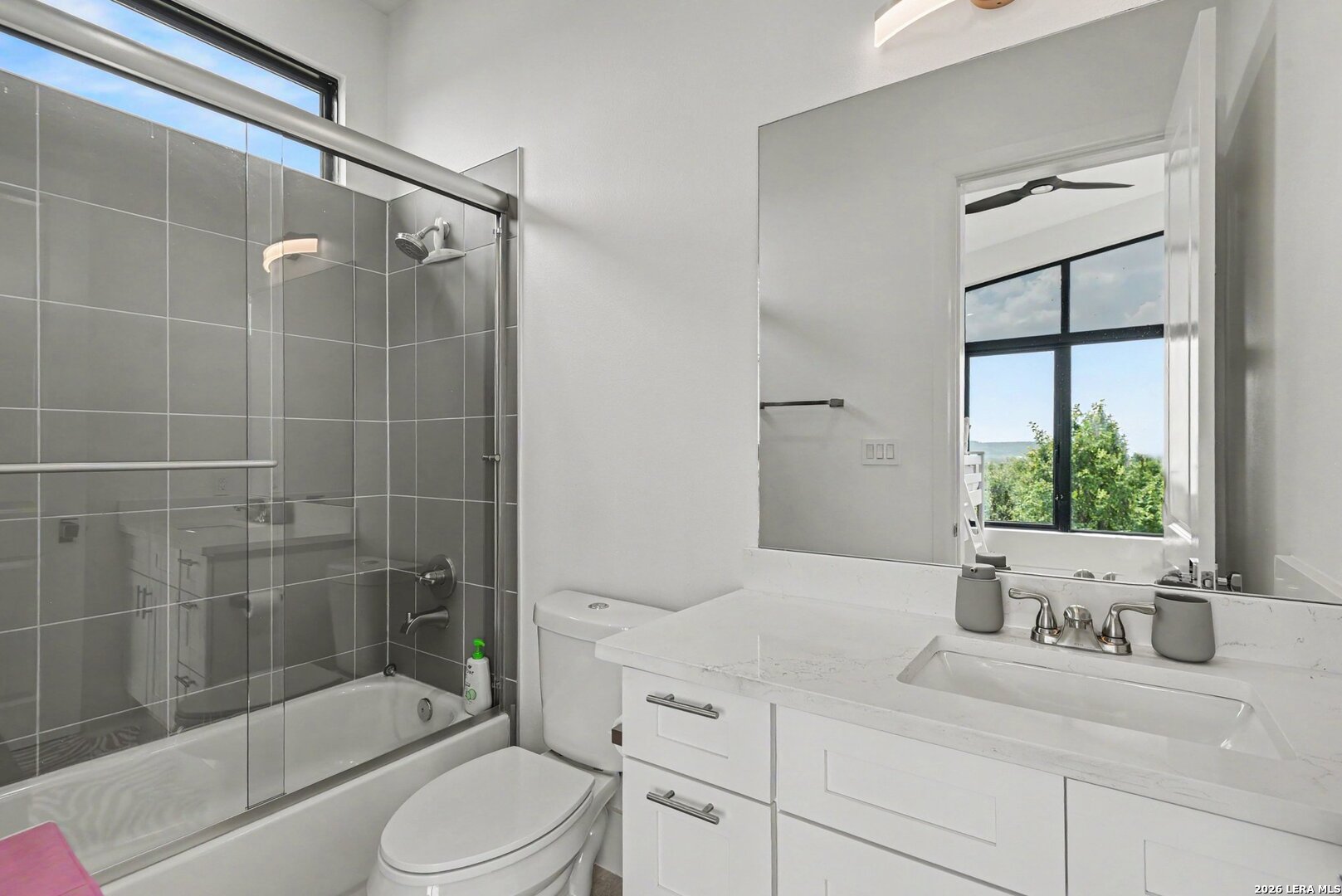 13 Liser Glen San Antonio TX 78257
