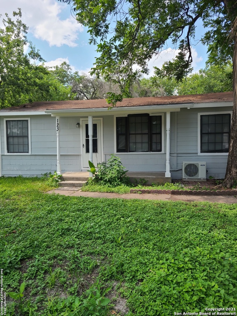 123 W Vestal Place San Antonio TX 78221