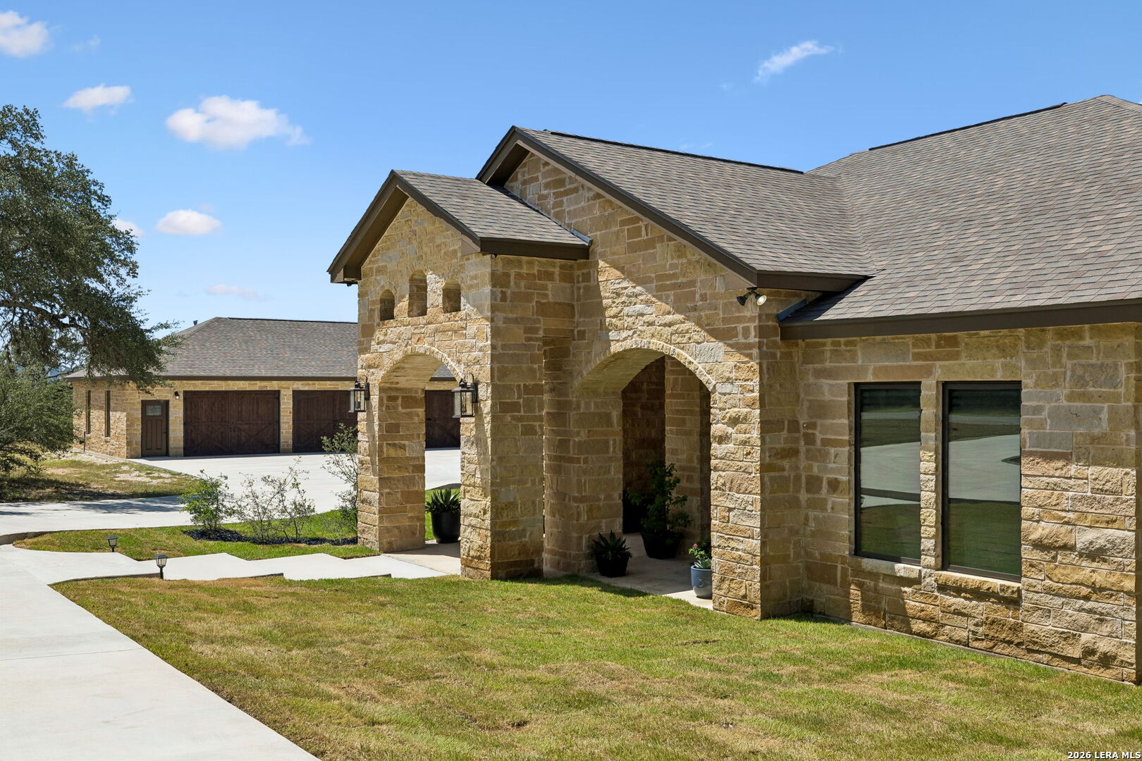 879 Latigo Boulevard Pipe Creek TX 78063