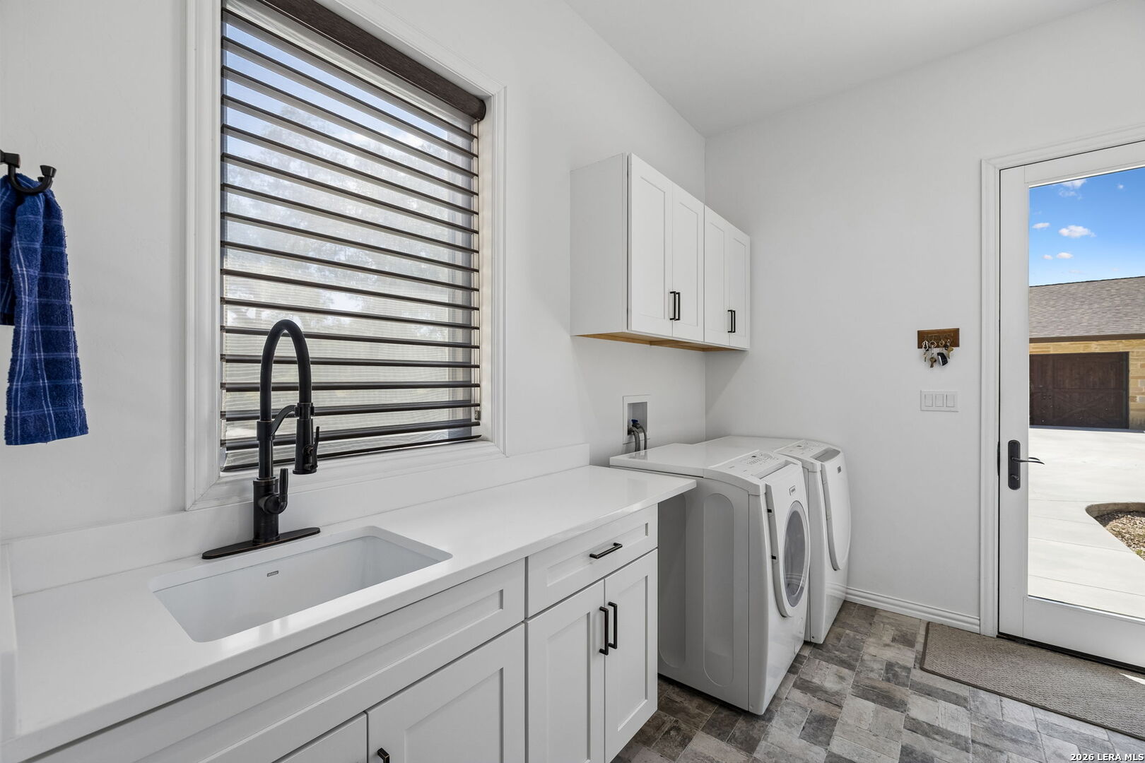 879 Latigo Boulevard Pipe Creek TX 78063