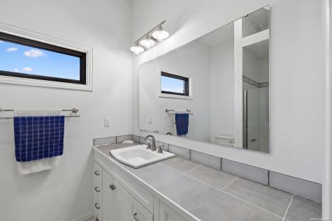 879 Latigo Boulevard Pipe Creek TX 78063