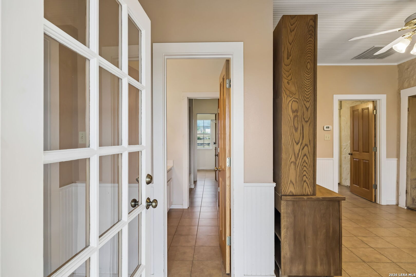 48 Holiday Road Comfort TX 78013