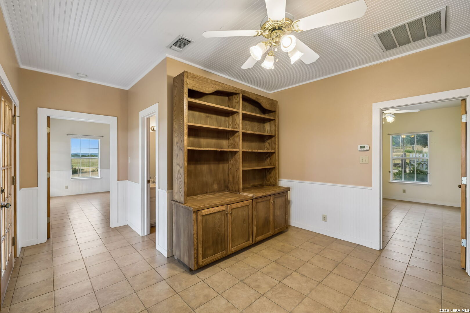 48 Holiday Road Comfort TX 78013