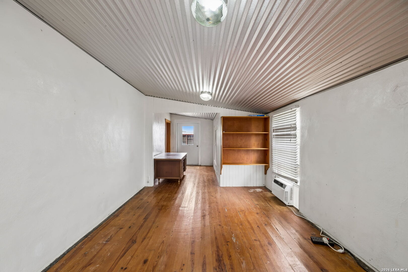 48 Holiday Road Comfort TX 78013