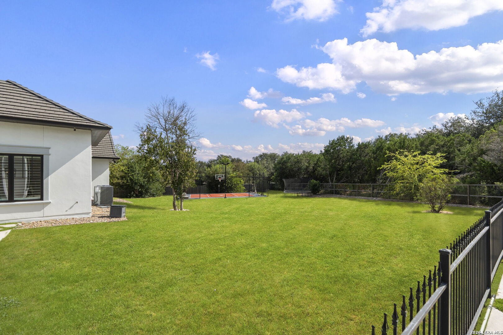 207 Wellesley Hill Shavano Park TX 78231
