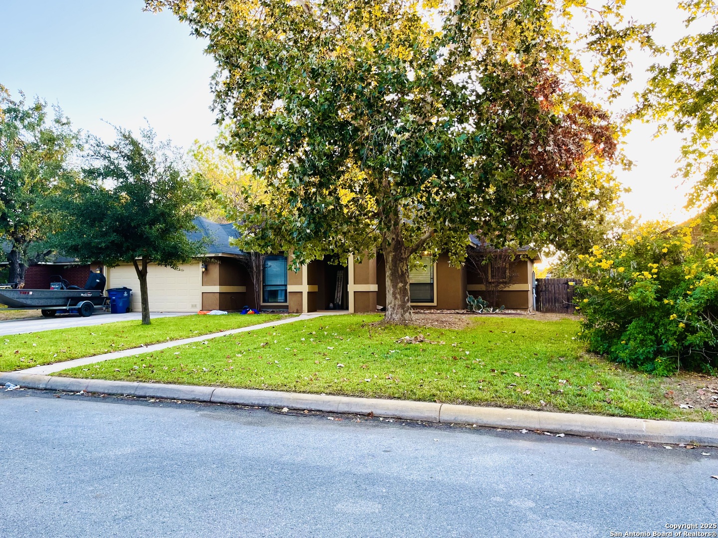 228 Bunker Hill Pleasanton TX 78064