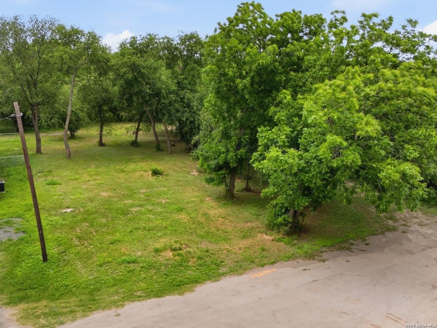 407 E Daniel Street Uvalde TX 78801