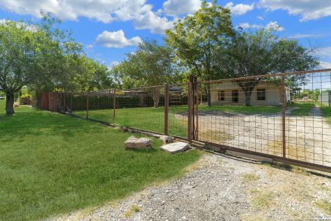 12742 Paseo Arbol San Antonio TX 78252
