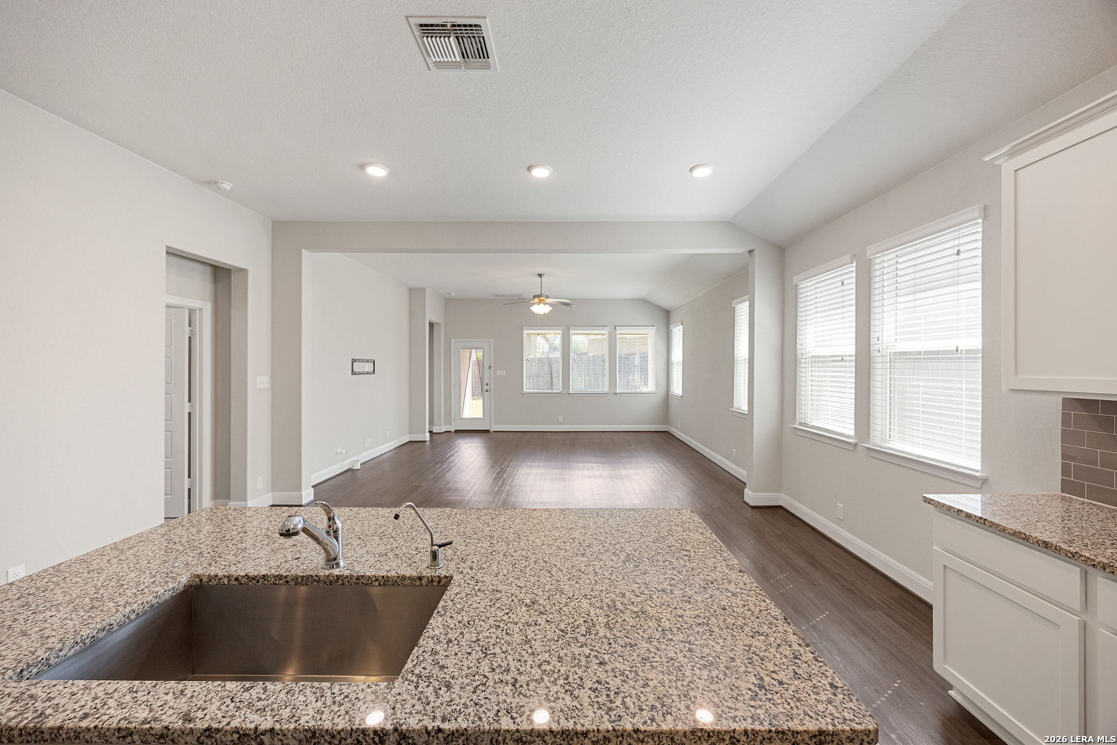 5935 Akin Run San Antonio TX 78261