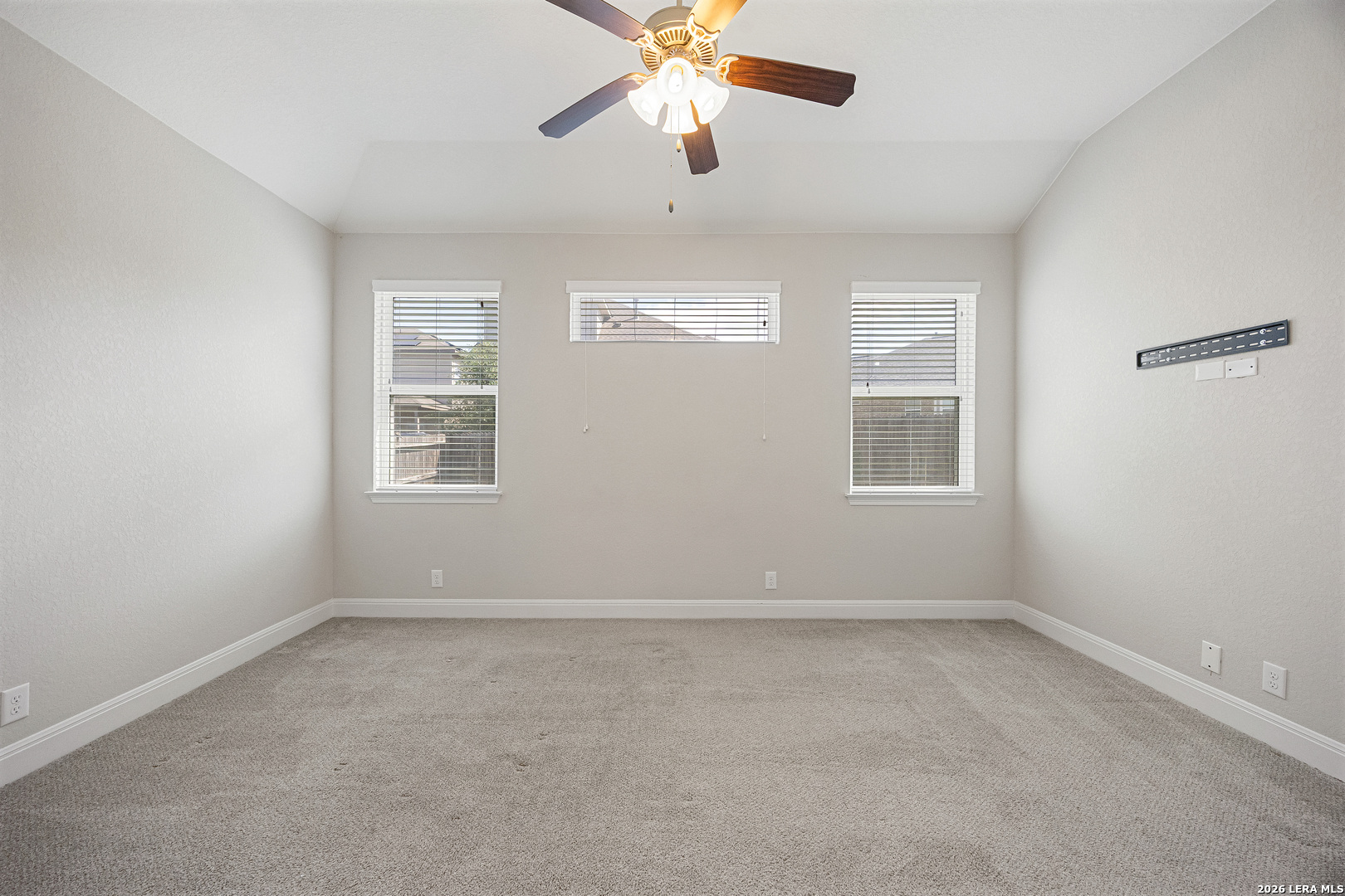 5935 Akin Run San Antonio TX 78261
