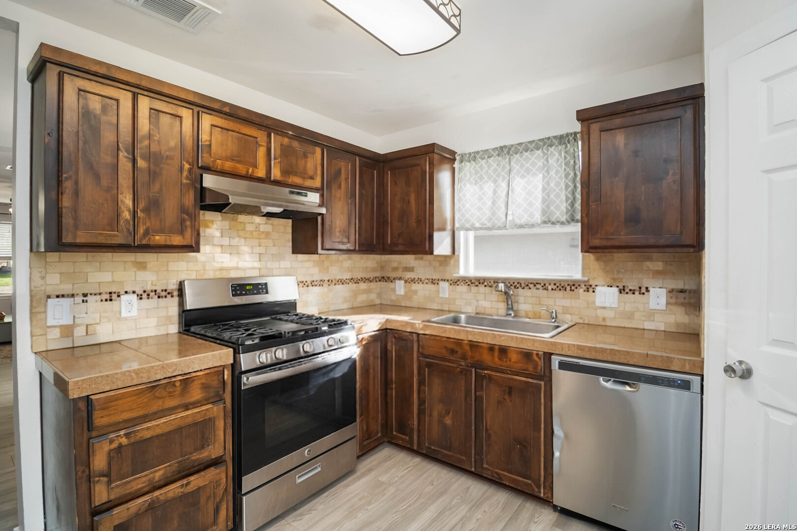 303 Discovery Kyle TX 78640