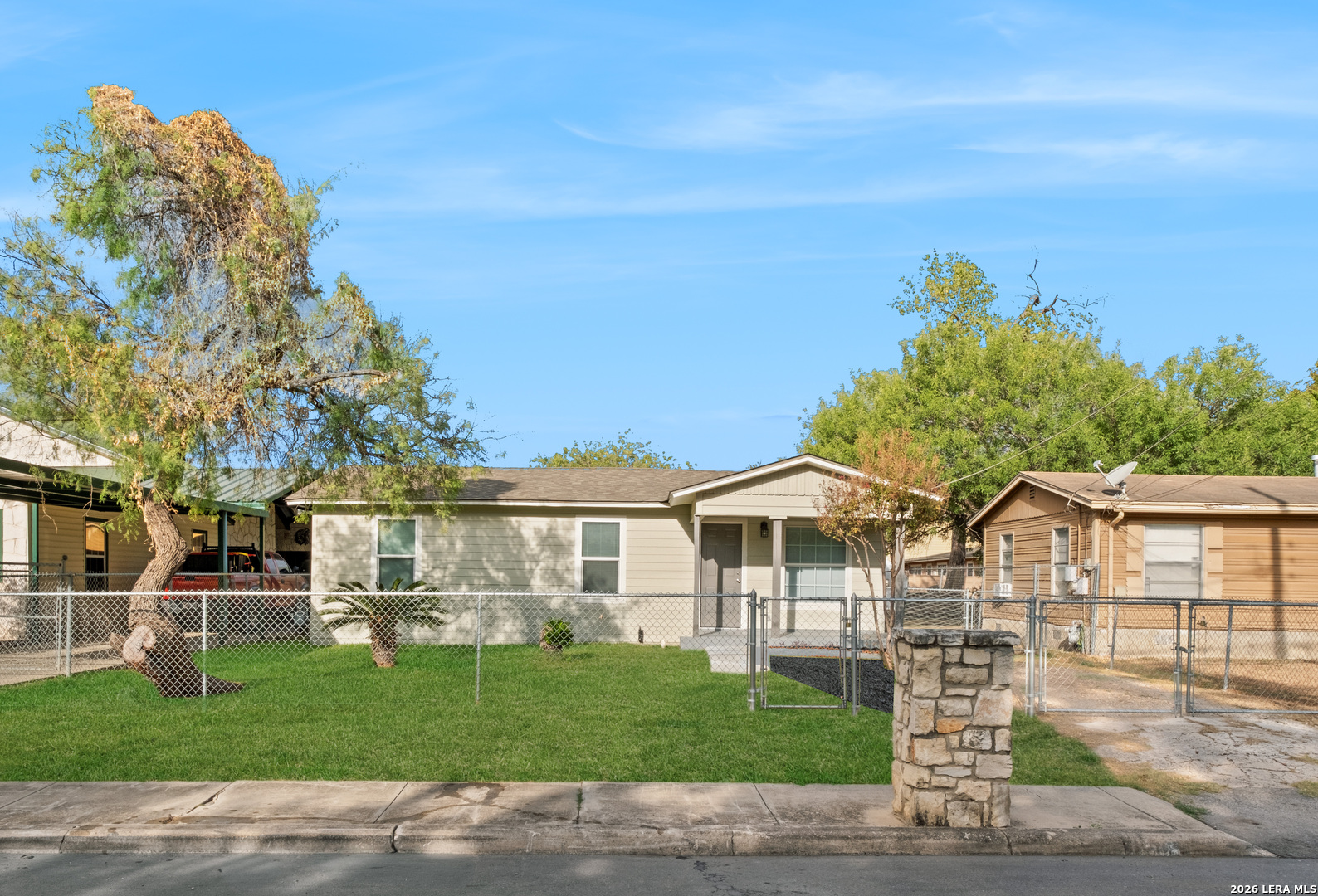 311 S San Joaquin San Antonio TX 78237