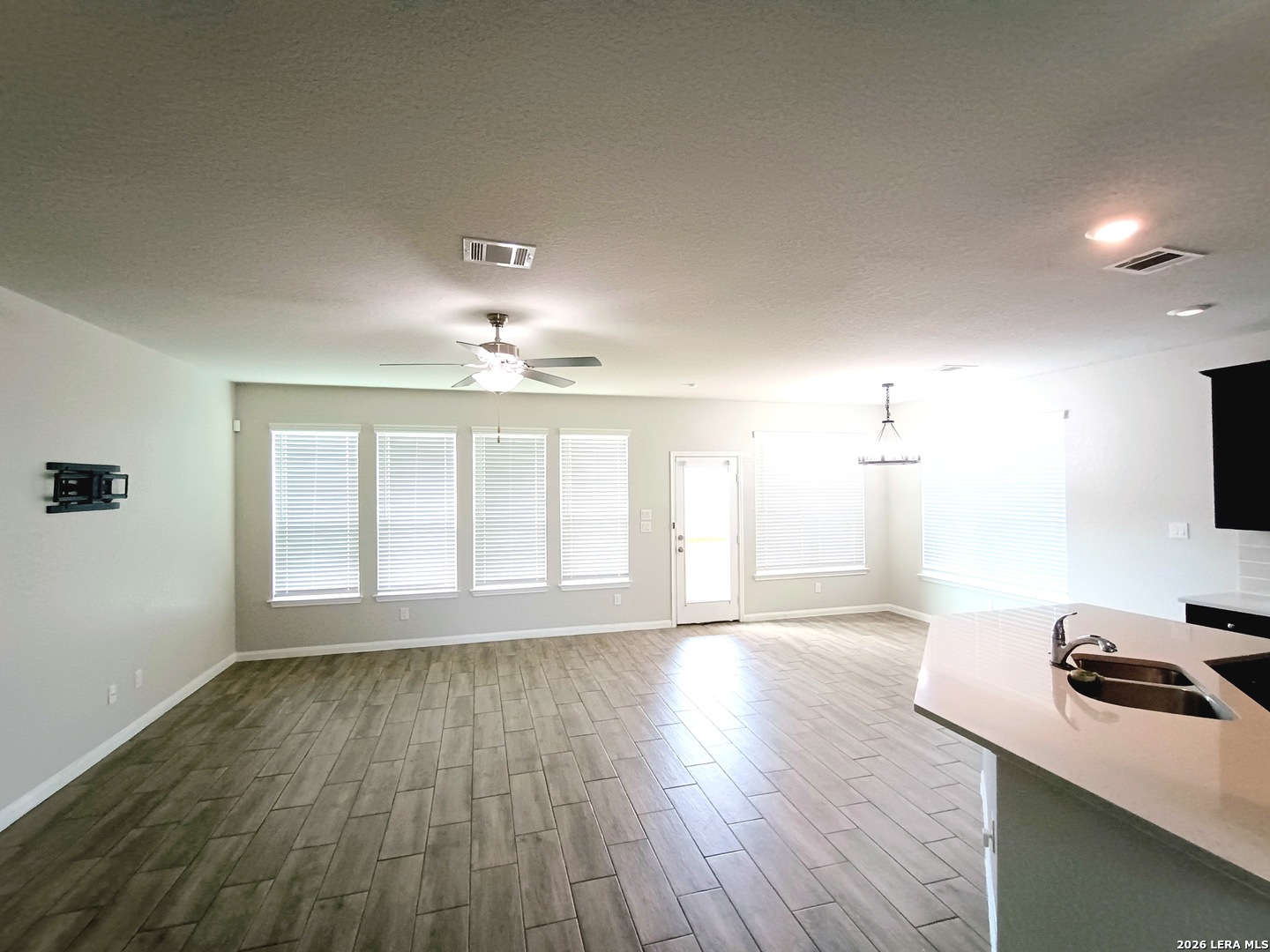 11927 Tower Forest San Antonio TX 78253