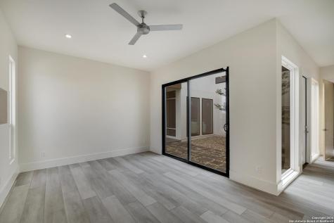 25907 Morhiss Point San Antonio TX 78006