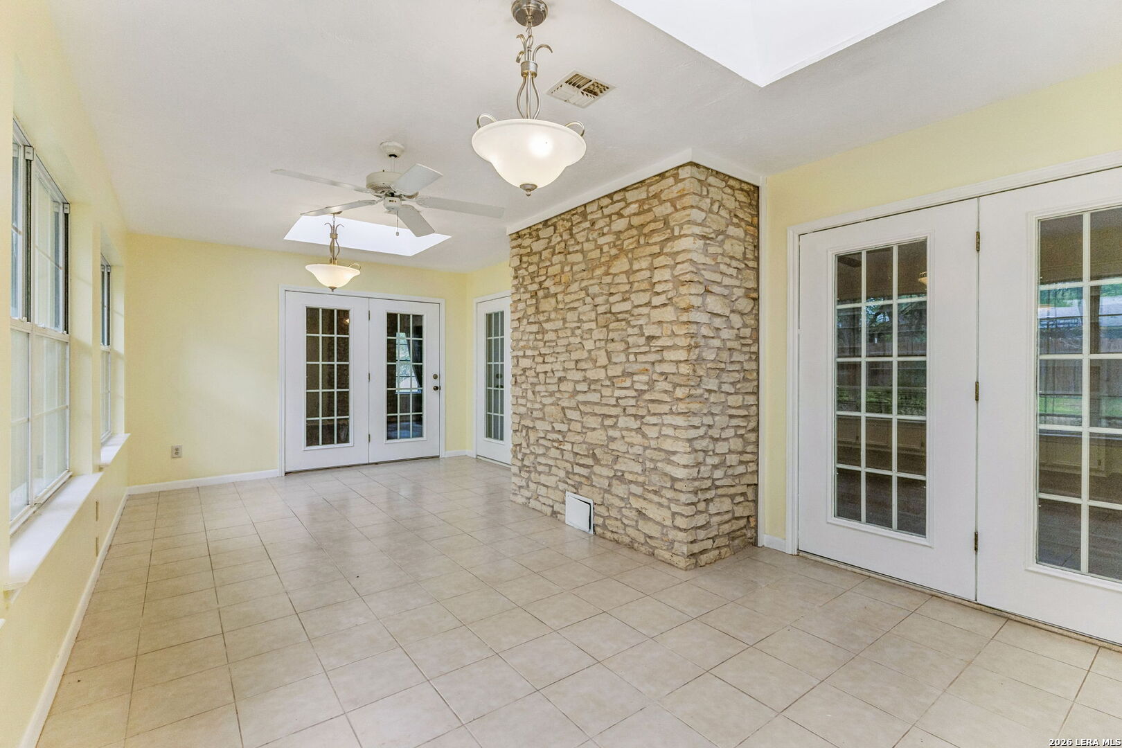 108 W Laurel Lane San Marcos TX 78666