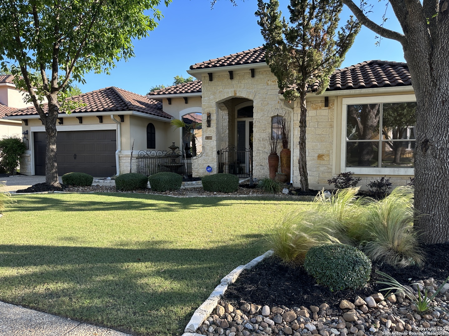 1118 Via Belcanto San Antonio TX 78260