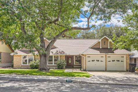 8926 Shady Winds San Antonio TX 78254