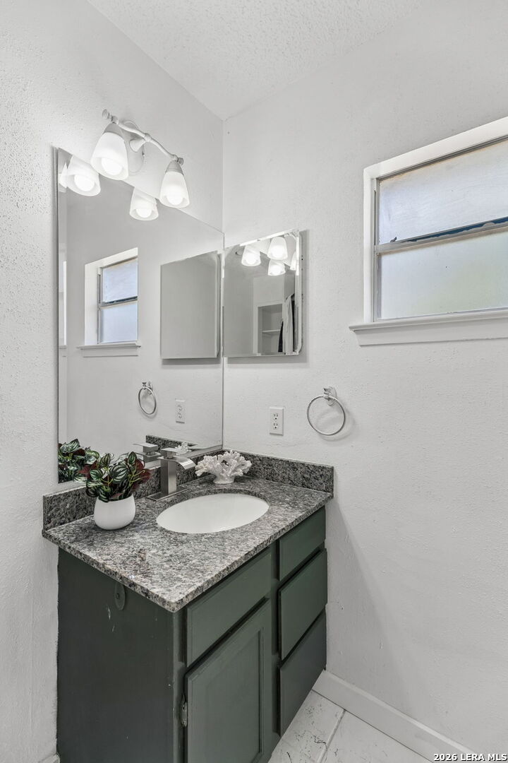 6411 Green Top San Antonio TX 78233