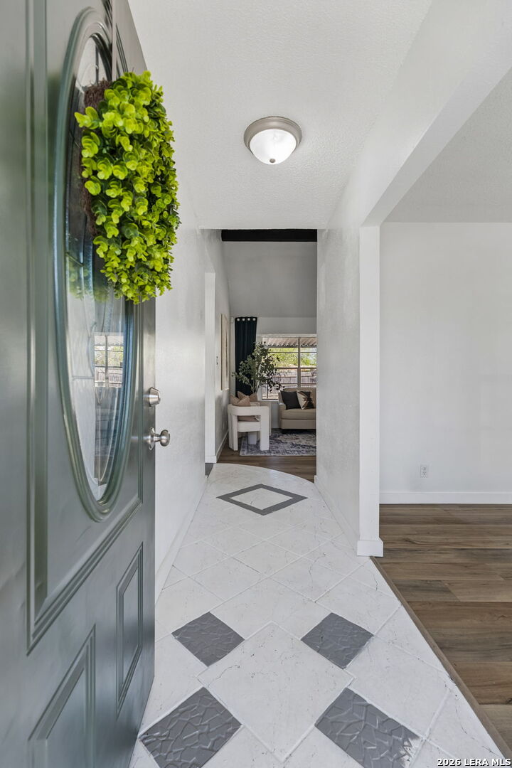 6411 Green Top San Antonio TX 78233