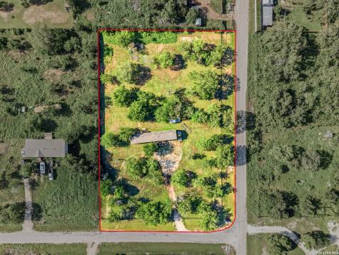 651 County Road 4647 Hondo TX 78861