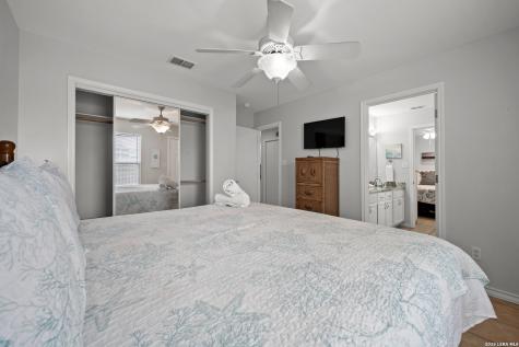 649 Anchor Port Aransas TX 78373