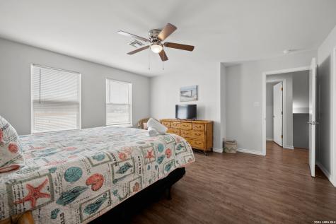 649 Anchor Port Aransas TX 78373
