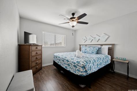 649 Anchor Port Aransas TX 78373