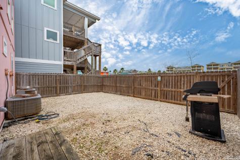 649 Anchor Port Aransas TX 78373