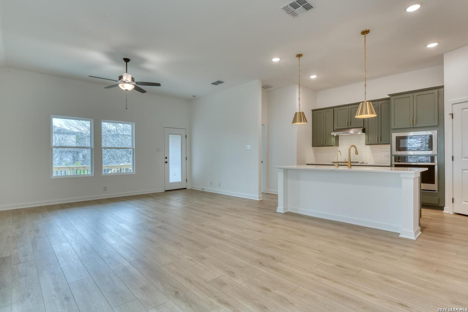 1223 Higgins Cove San Antonio TX 78245