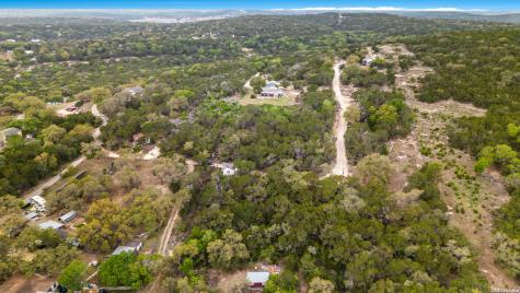 162 Navajo Lakehills TX 78063