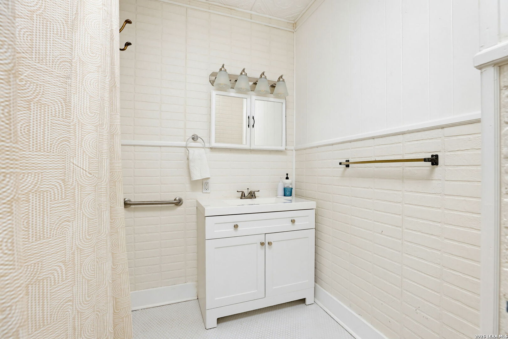 239 E Ligustrum San Antonio TX 78228