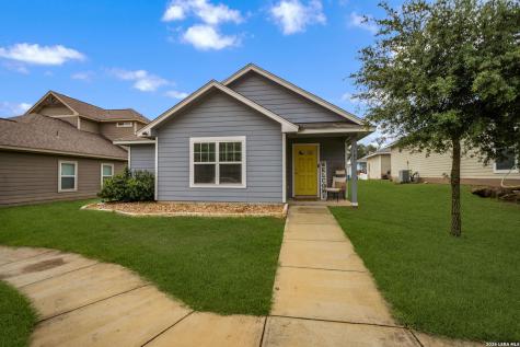 185 Lark Hill Road Floresville TX 78114