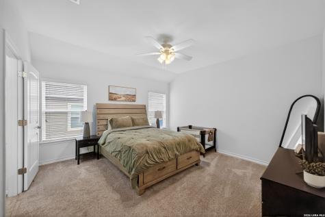 185 Lark Hill Road Floresville TX 78114