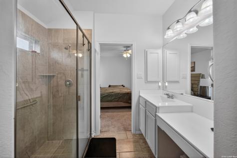 185 Lark Hill Road Floresville TX 78114