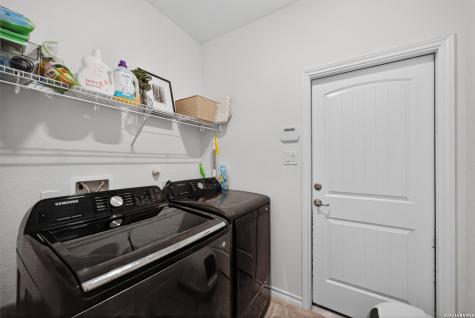 185 Lark Hill Road Floresville TX 78114