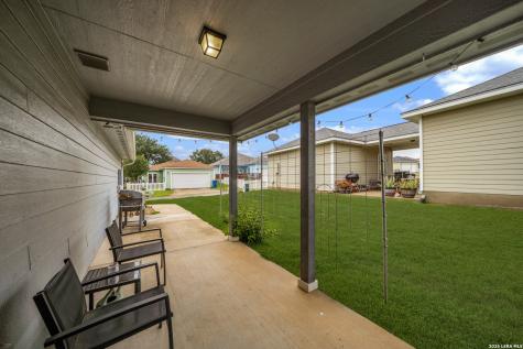 185 Lark Hill Road Floresville TX 78114
