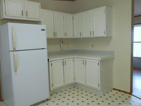 110 Crestfield Drive Pleasanton TX 78064